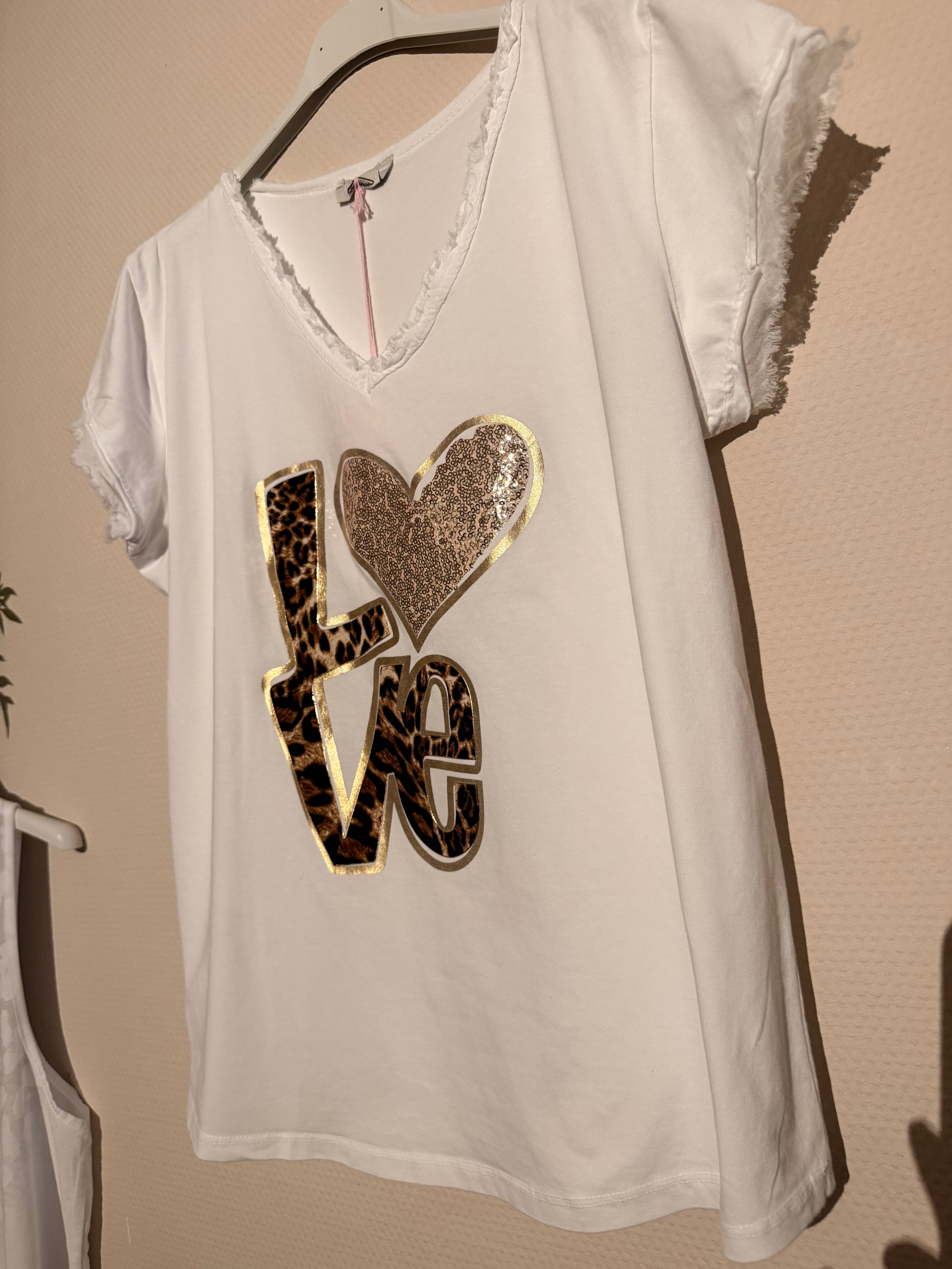 Shirt „Wild Love“ – Beige ✨🐆