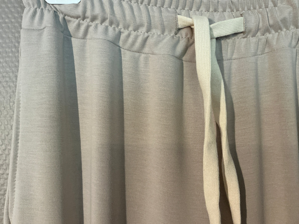 Soft – Hose Luna Creme