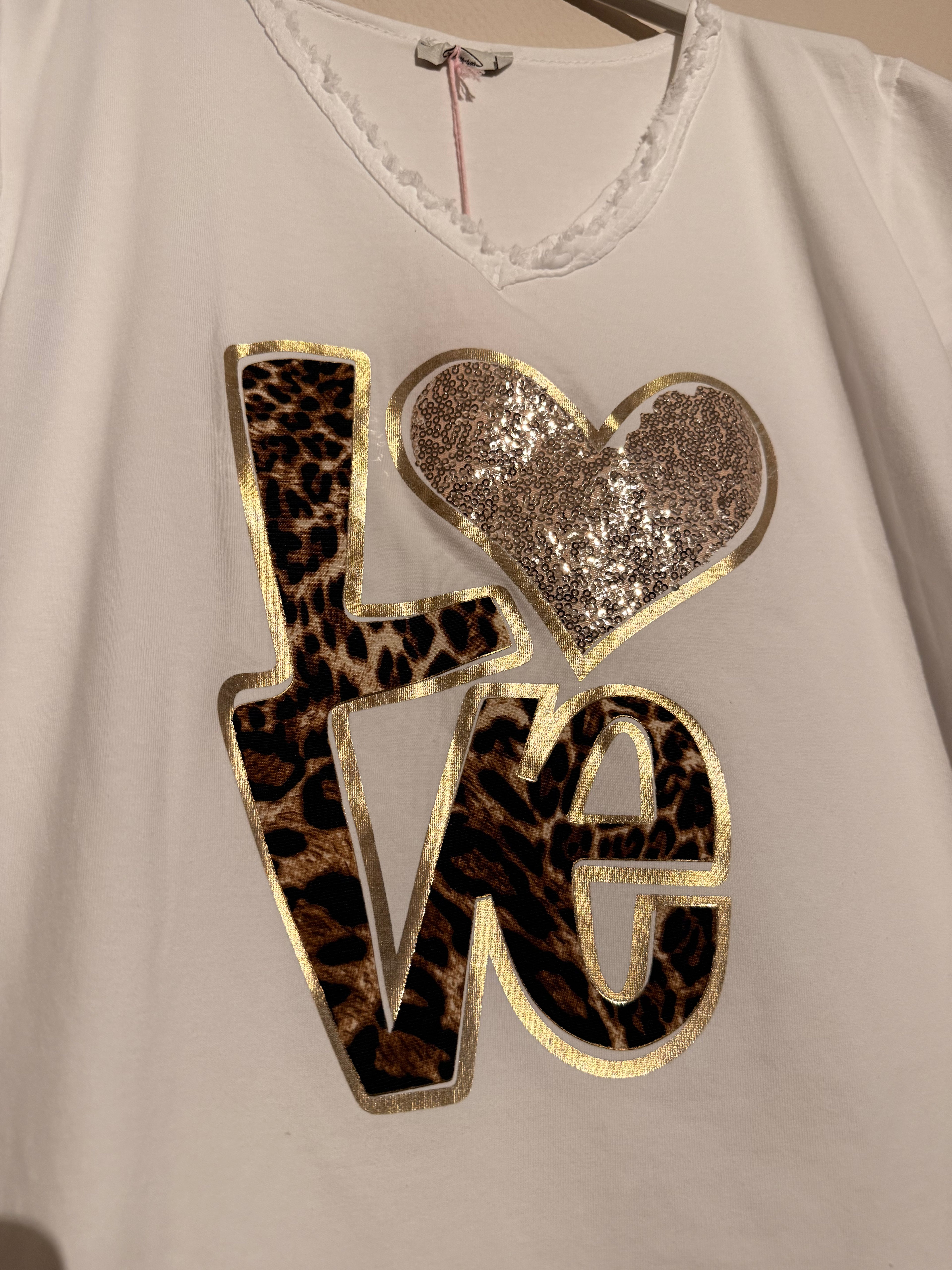 Shirt „Wild Love“ – Beige ✨🐆