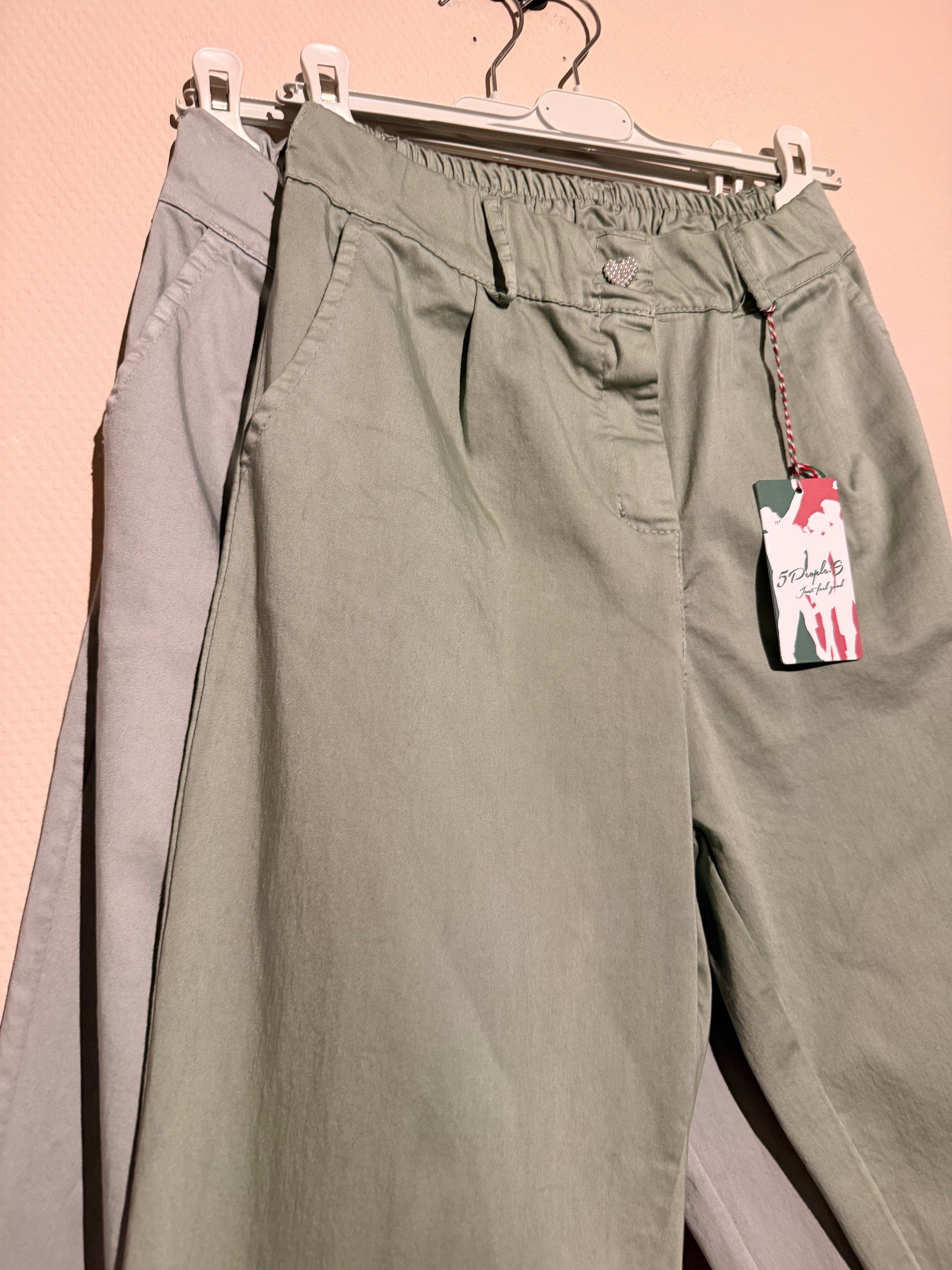 Hose „Lovely Heart“ – Khaki & Grau 🤍
