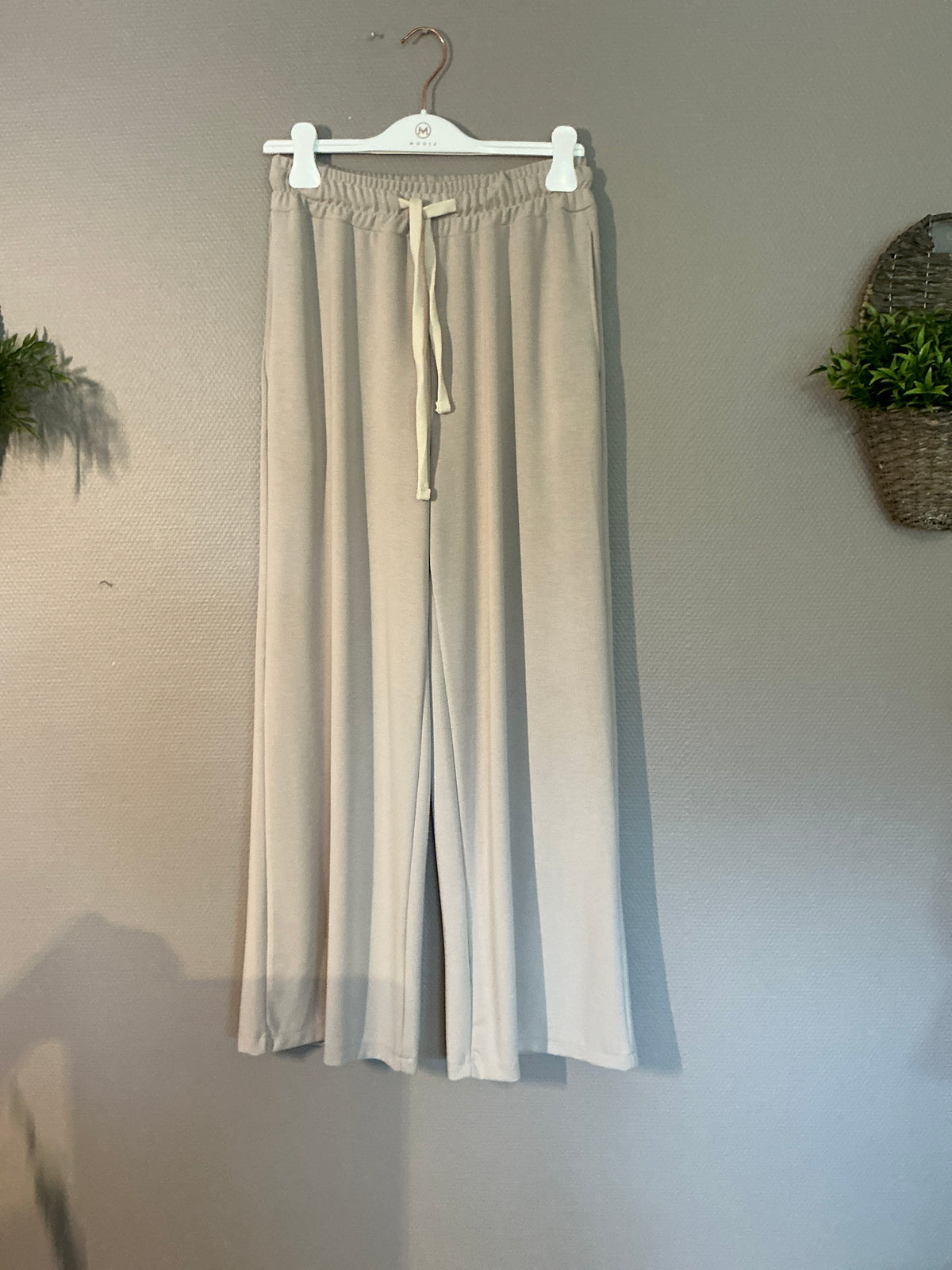 Soft – Hose Luna Creme