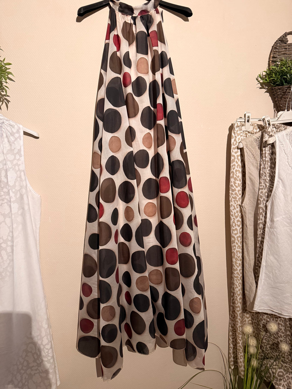 Neckholder-Maxikleid Punkte Beige/Braun