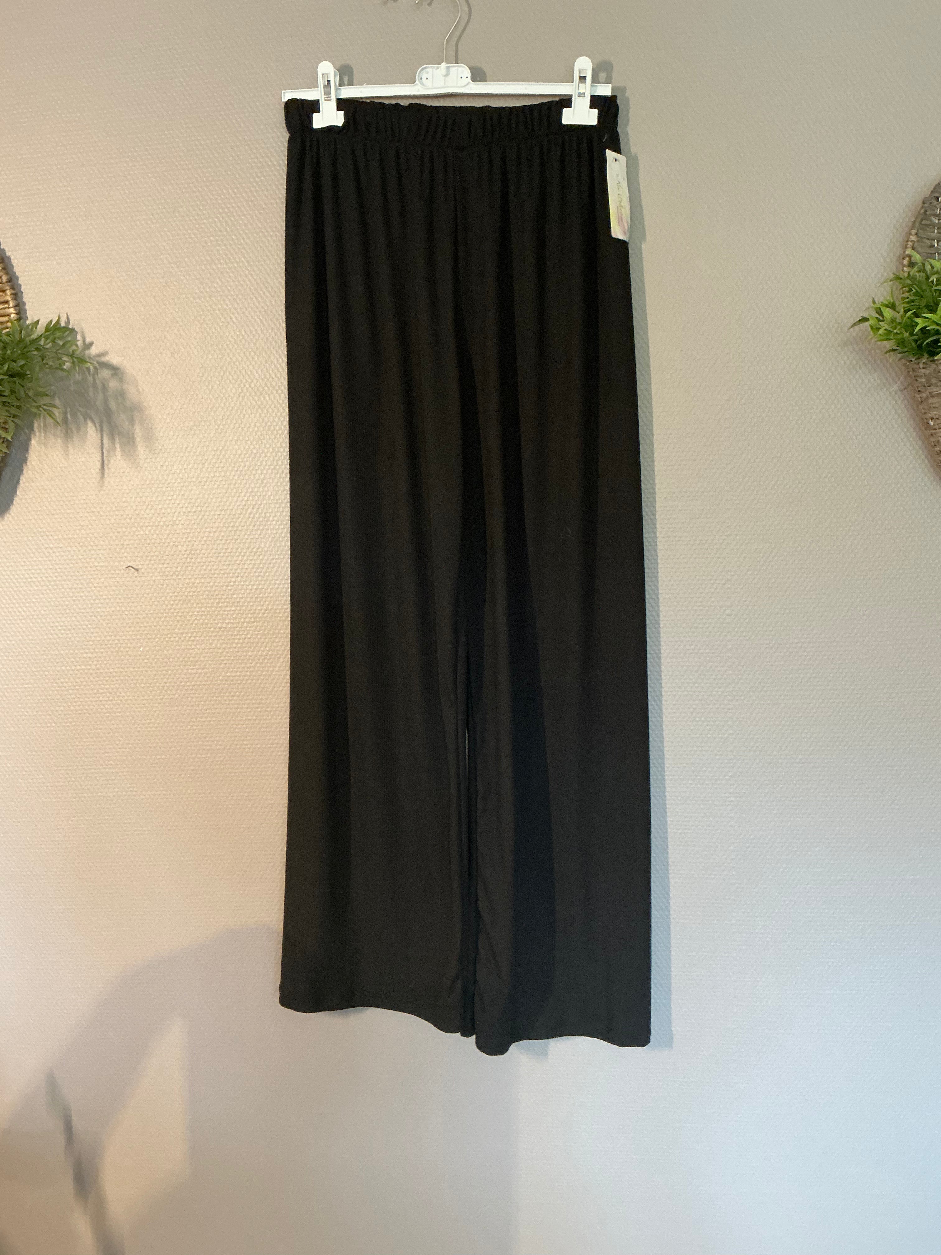 Soft – Hose, Lena